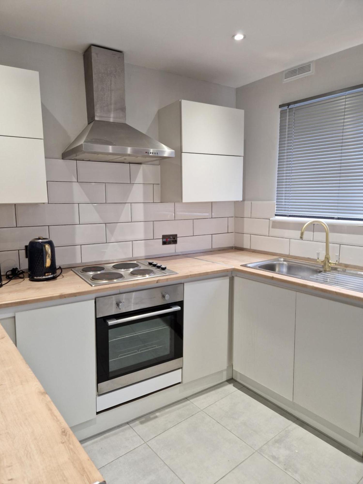 Stylish 2 Bed Home- Short Walk To Tottenham Stadium/Stations London Ngoại thất bức ảnh